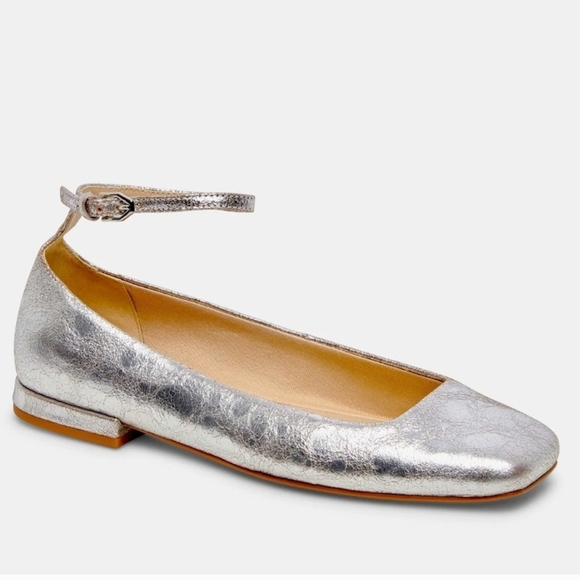🔹️Dolce Vita🔹️ Ashya Silver Ankle Strap Ballet Flats - Picture 2 of 9